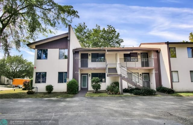 158 W Laurel Dr - 158 West Laurel Drive, Margate, FL 33063