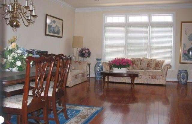 12021 MONTROSE PARK Place