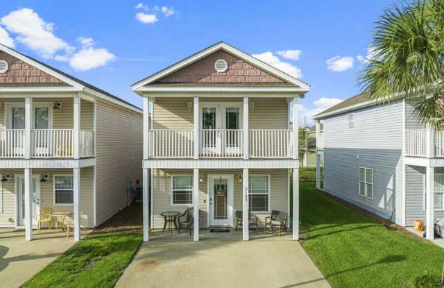 Photo of 2143 Sterling Cove Blvd