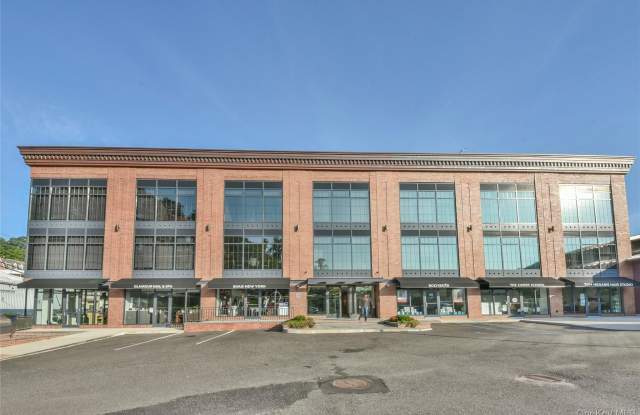 21 Lumber Road unit: 3B