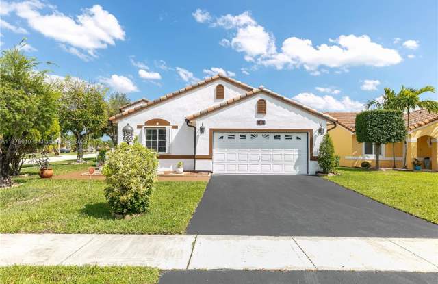 461 NW 190th Ave