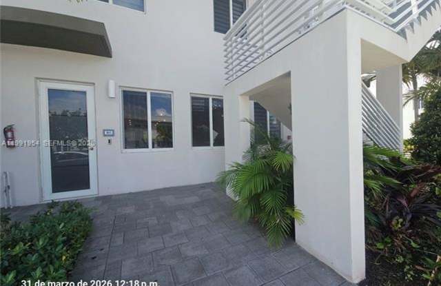 10250 NW 66th St th 105 DORAL, FL 33178