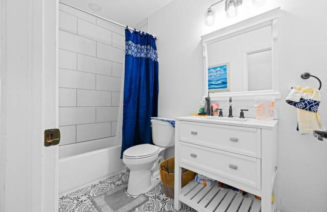 Charming 1Bedroom and 1Bath in Newark