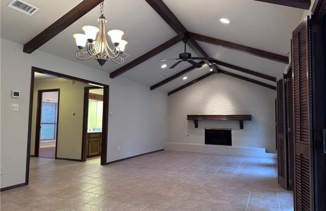 3012 Gleneagles Court