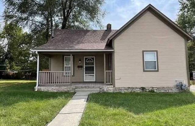 1608 W Brower St - 1608 West Brower Street, Springfield, MO 65802