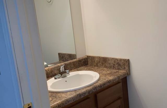 3 Bedroom 2.5 Bath Townhouse