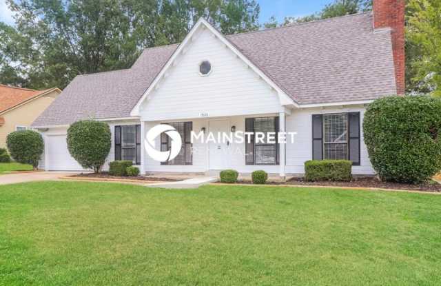 7120 Oak Forest Drive