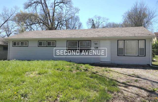 4815 E 43rd St - 4815 East 43rd Street, Kansas City, MO 64130