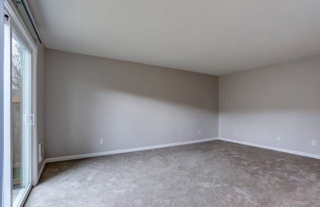 3745 Southwest 108th Avenue