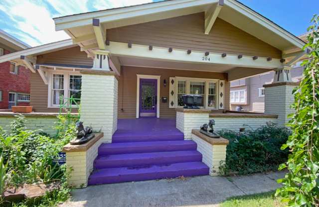 Charming 3 Bedroom Bungalow Style Home Located In Historic Mesta Park!