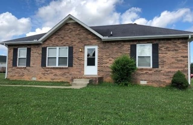 1302 Chucker - 1302 Chucker Drive, Clarksville, TN 37042