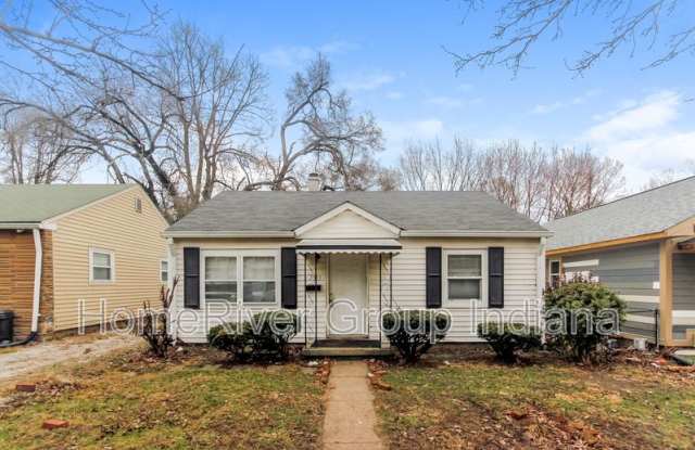 3331 Orchard Ave