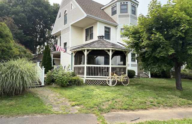 7 Sea Scape Drive
