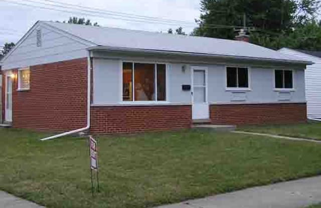 26305 Lorenz St - 26305 Lorenz Street, Madison Heights, MI 48071