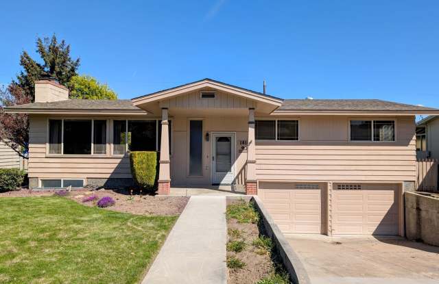 Over Sized 3-Bed, 2.5-Bath SFH w/ 2-Car Garage, & Fenced Backyard!