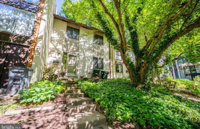 2455 PYRENEES Court