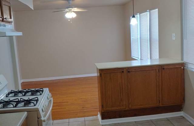 5735 W. Washington Blvd