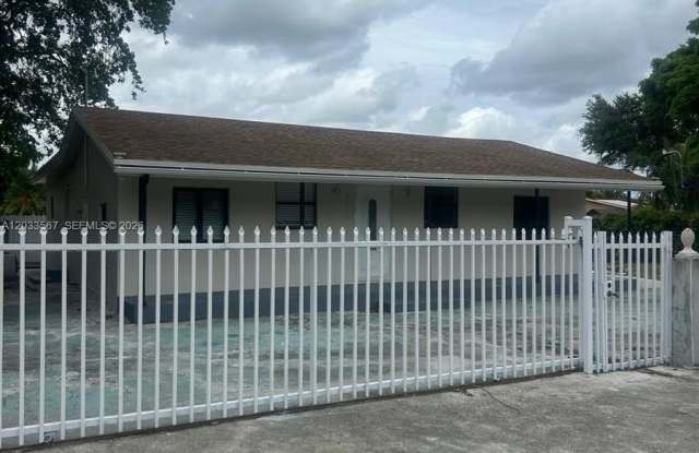 2467 NW 103rd St