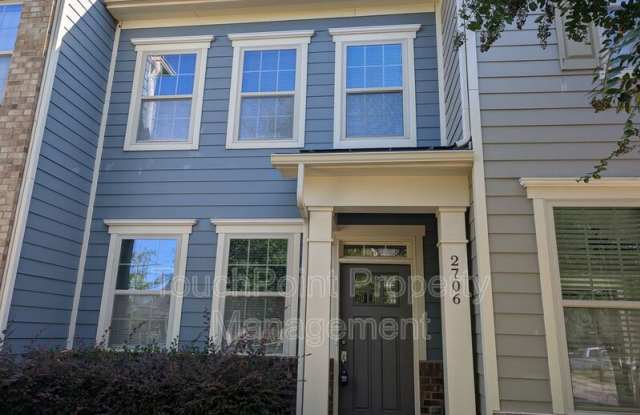 2706 Tranquil Oak Place