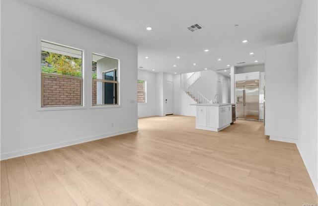 1305 Hollyleaf Terrace