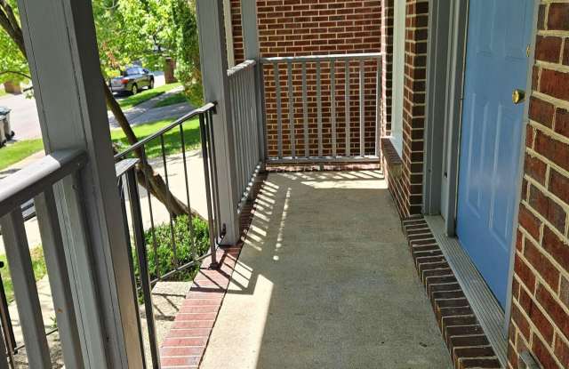 4877 Keats Grove Lane