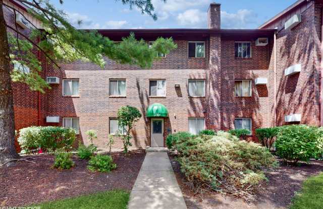 Photo of 2432 Waterbury Dr