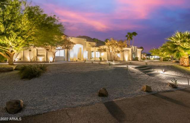 5316 E ROYAL VIEW Drive S