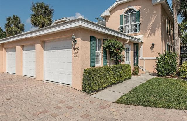 7092 Barrington CIR - 7092 Barrington Circle, Pelican Bay, FL 34108