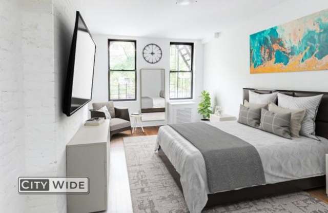 214 East 89th Street