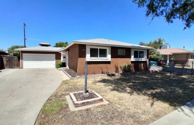 Cozy 3 Bedroom 2 Bathroom Home Ready to Move in! - New flooring throughout!