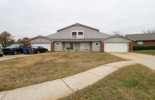 3 Bed / 2 Bath in Tulsa!