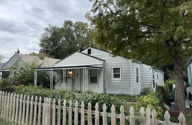 3532 Caroline Avenue