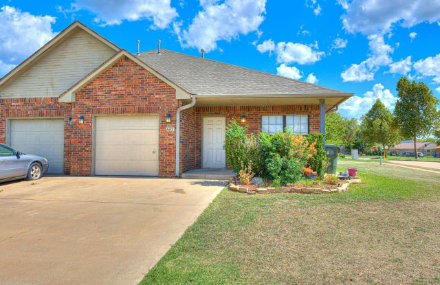 645 Welston Circle - 645 Welston Cir, Norman, OK 73071