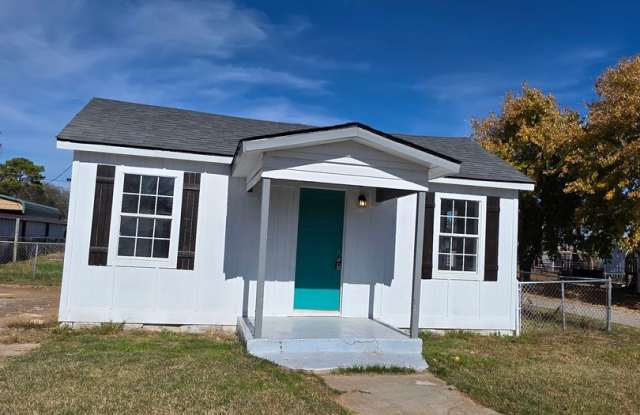 Photo of An adorable 3 bedroom home in Purcell