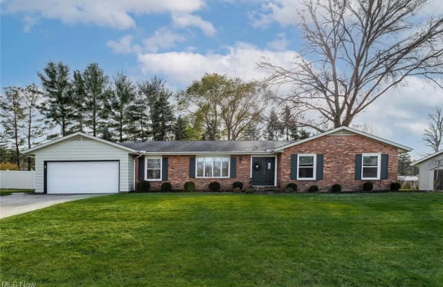 9993 Hawley Drive - 9993 Hawley Drive, North Royalton, OH 44133