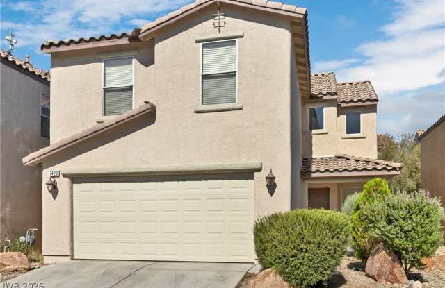 7429 Granada Willows Street