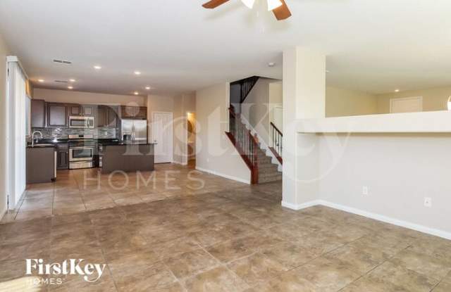 6637 Sea Swallow Street