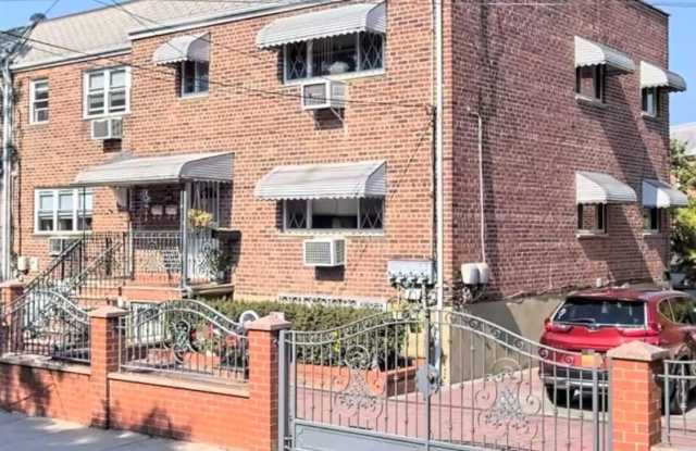 Photo of 132-21 89th Street unit: 2Fl