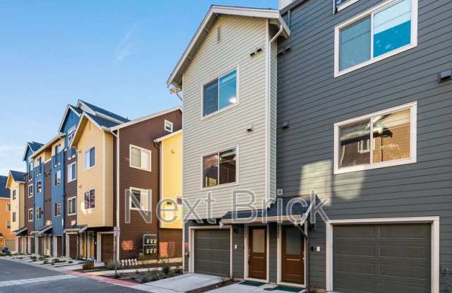 1459 158th Ct NE
