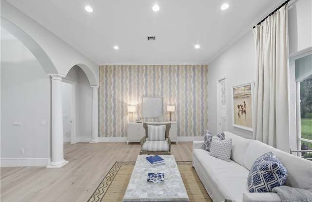 9025 Englewood Court