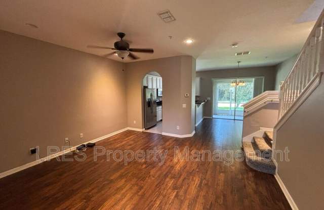 55 Canterbury Bell Dr