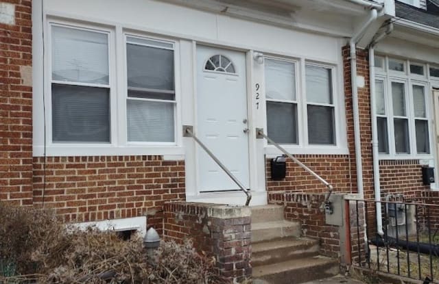 927 McDowell Ave - 927 Mcdowell Avenue, Chester, PA 19013