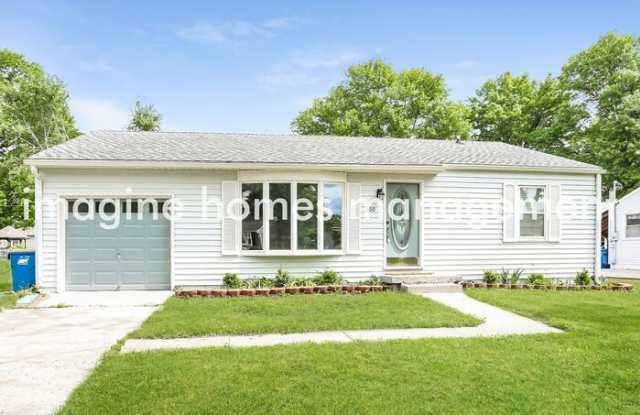 Photo of 1100 Northeast 66th Terrace