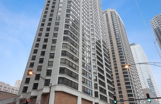 400 East Ohio Street - 400 East Ohio Street, Chicago, IL 60611