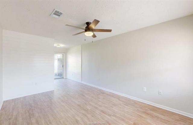 1443 Hawk Tree Drive