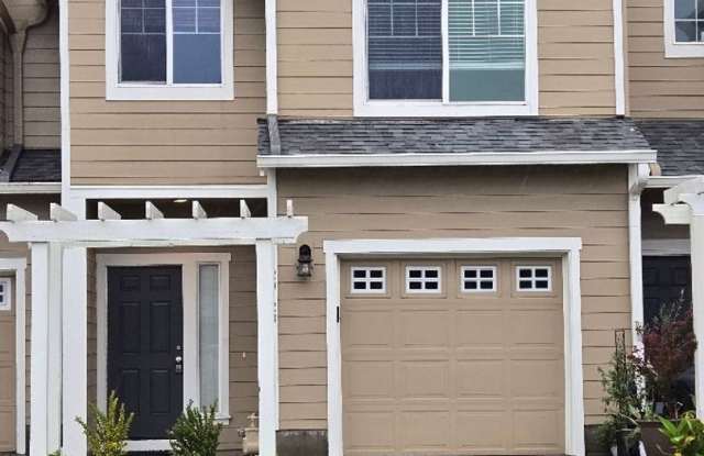 Photo of All Brand New flooring- 3 br 2.5 bth - Walking Trails  Park close by... easy access to Portland, Walk to shops !