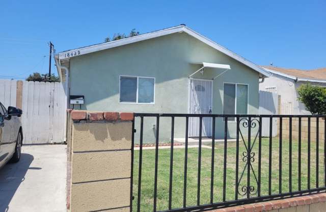 18431 Norwalk Blvd