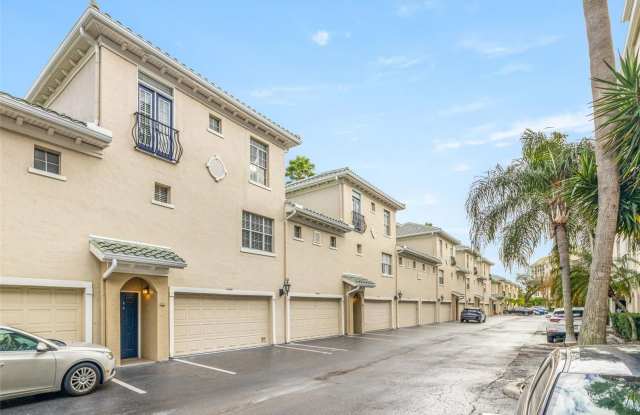 Harbor Island Townhouse With Garage photos photos