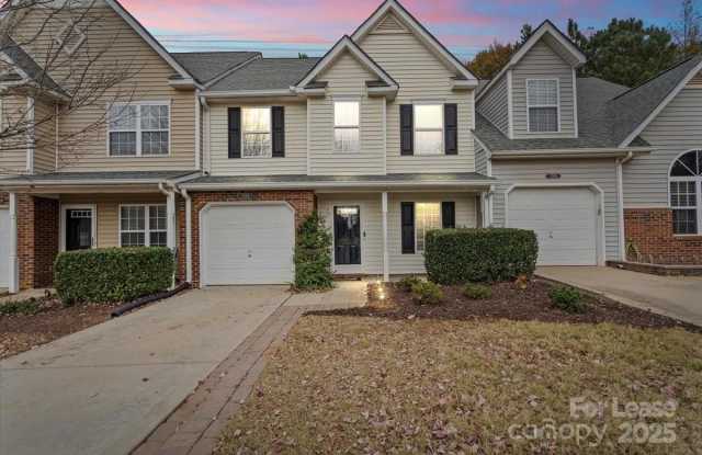 Photo of 1010 Eagles Nest Lane