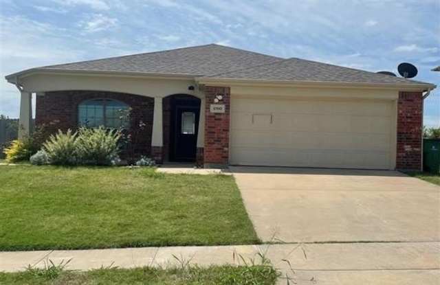 Photo of 1700 Summit Hill Parkway